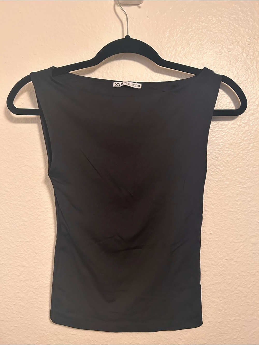 Zara Black Boatneck Sleeveless Top
